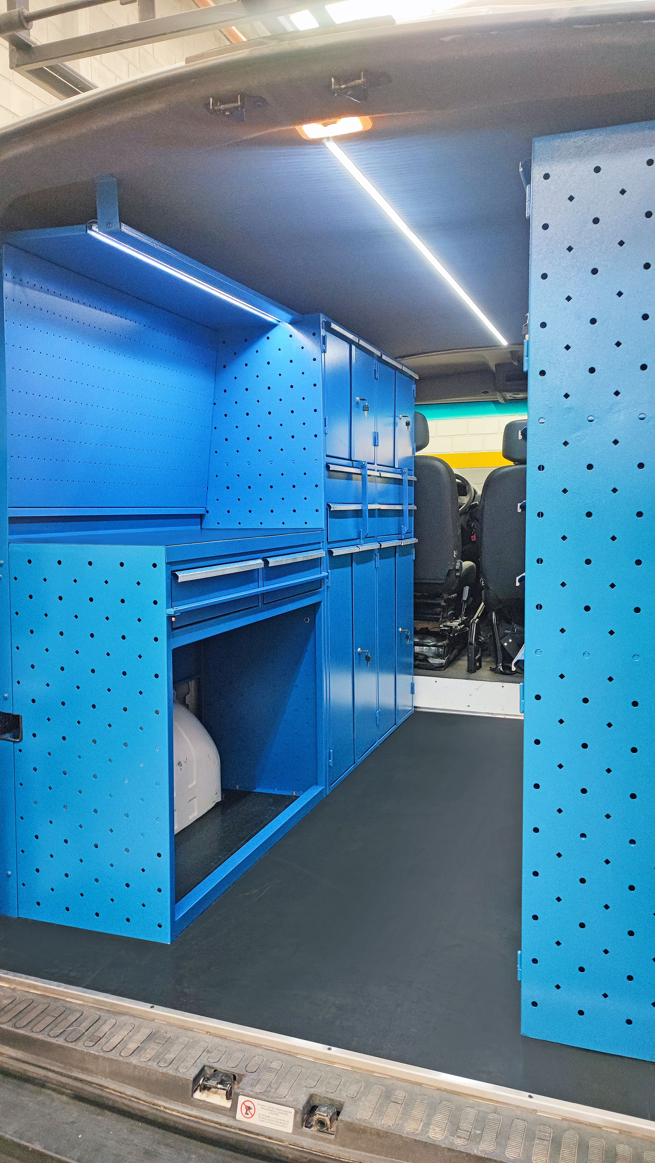 Muebles para taller movil 1