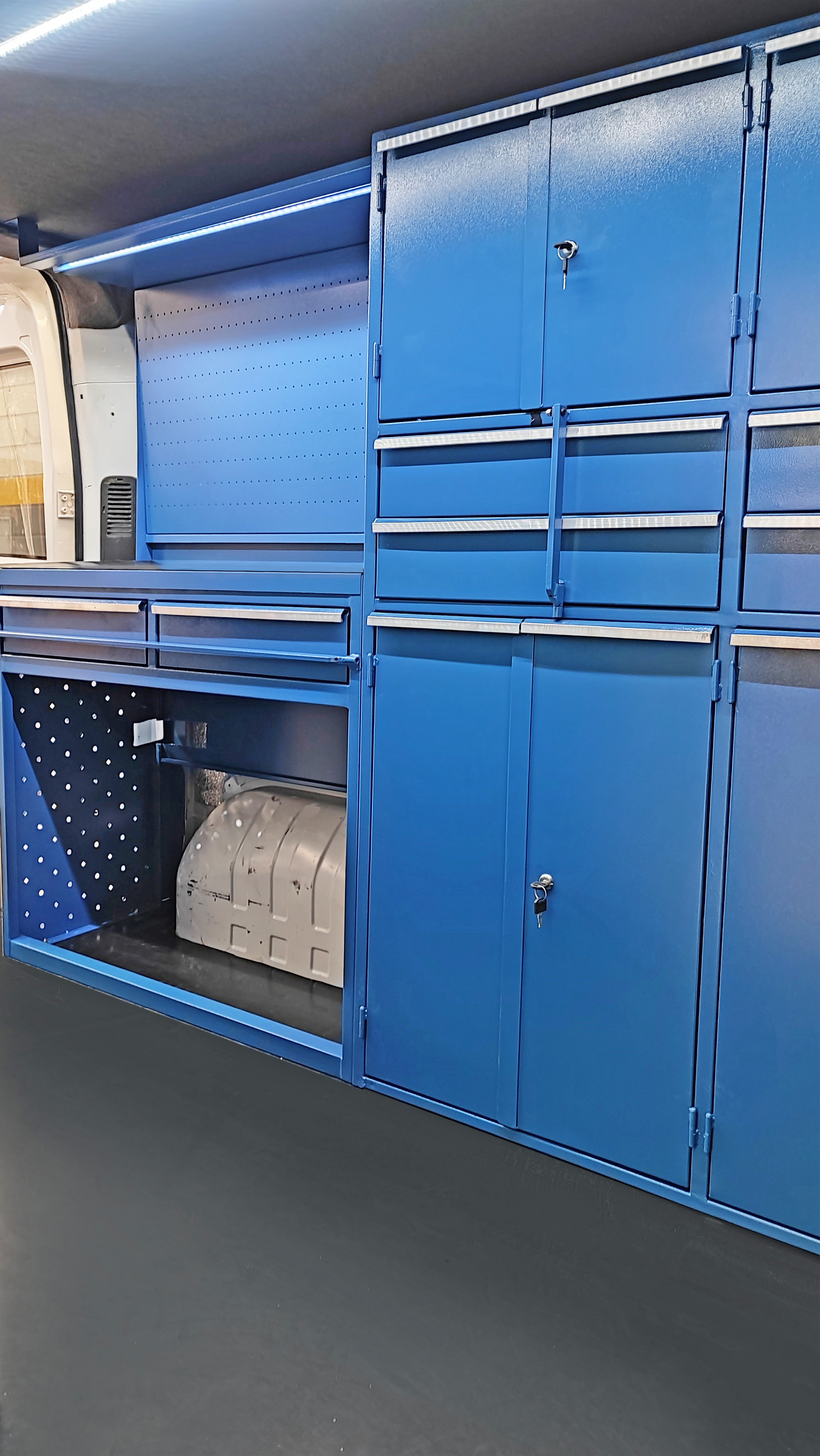 Muebles para taller movil 1