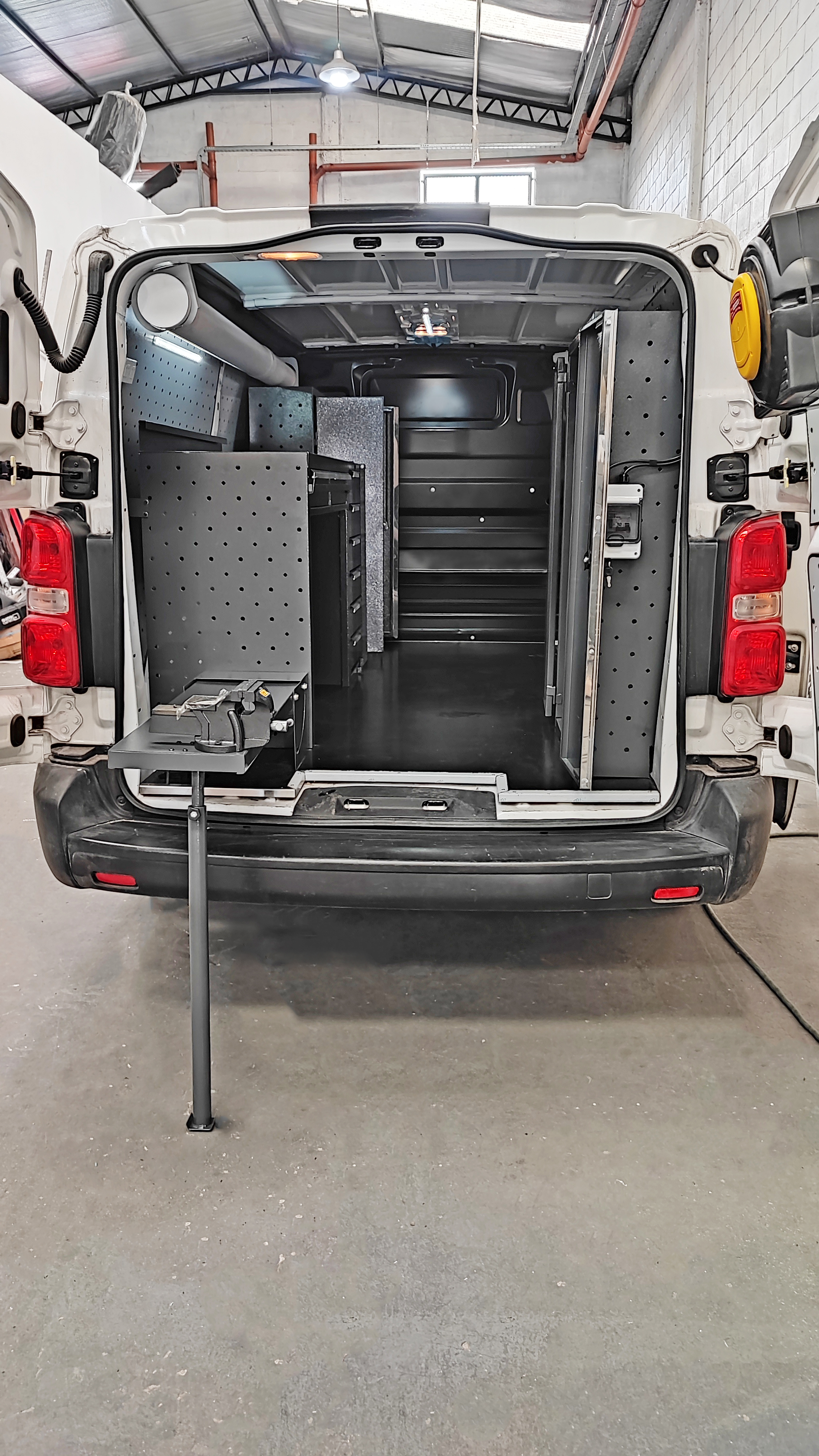 Taller Movil BDK Design - Indura 2