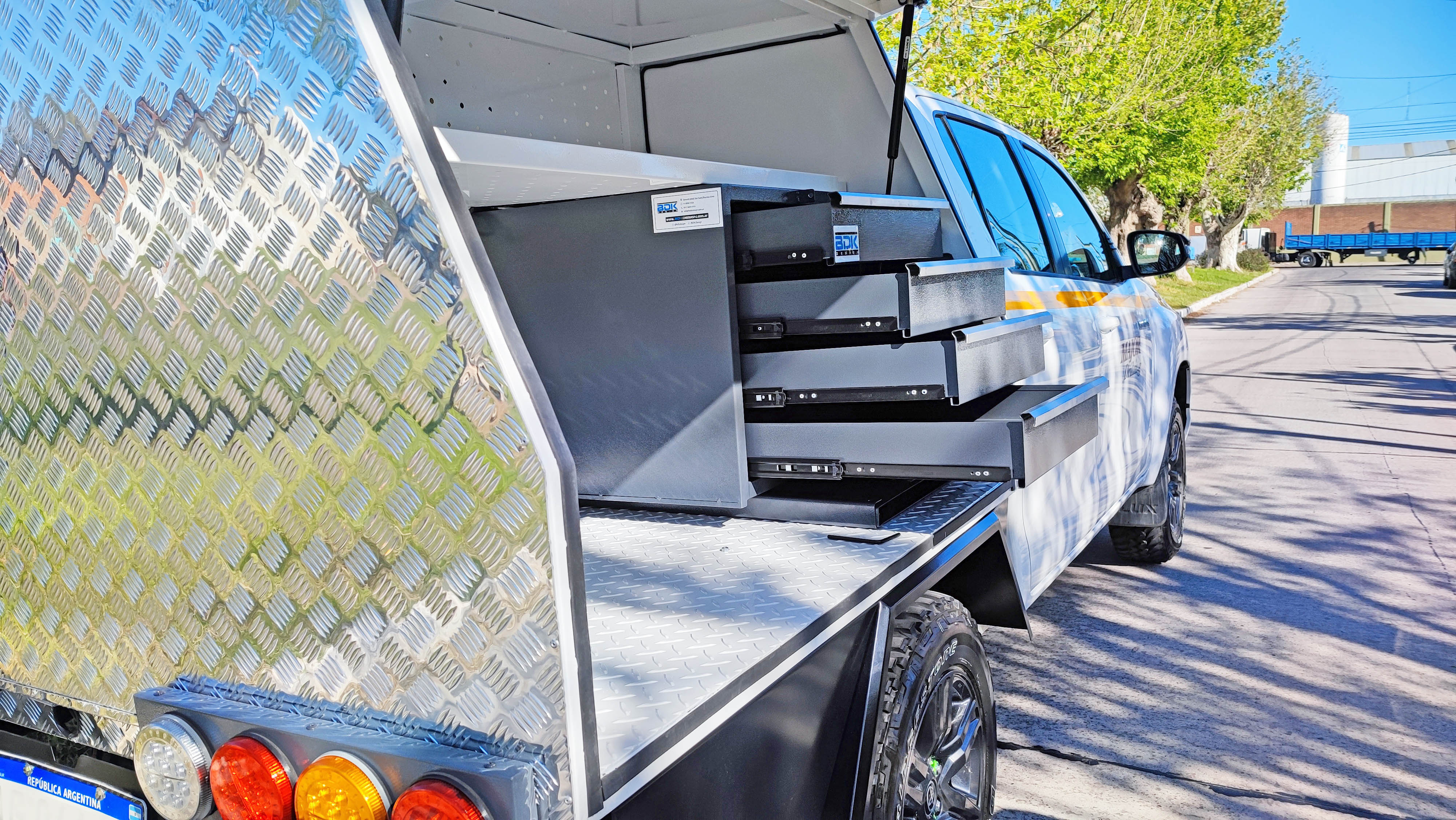 Taller Movil - Equipamiento vehicular - USM